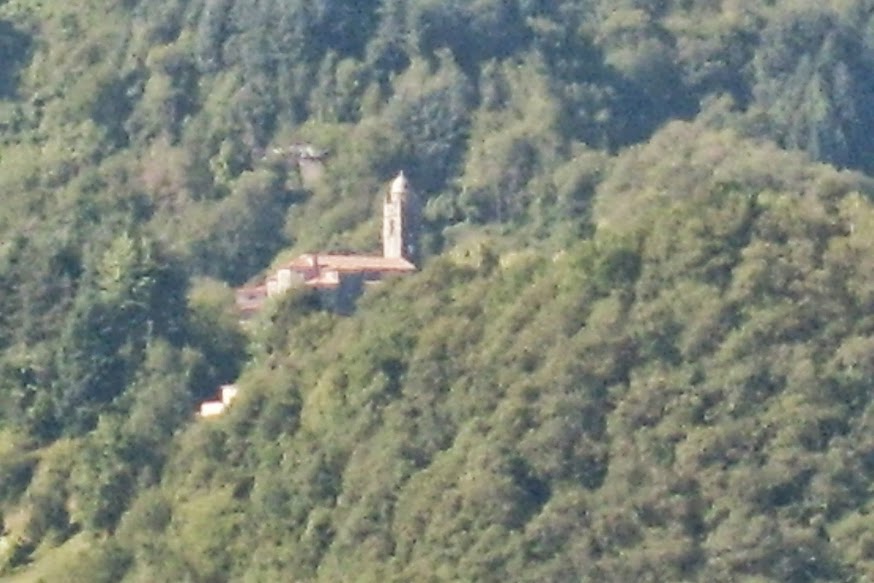 Il monastero nei pressi di Stazzema.JPG