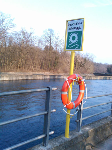 Sistemi di salvataggi naviglio grande.jpg