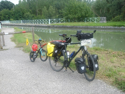 Sulla ciclabile dei due mari